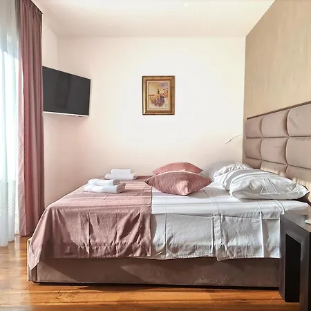 B&B Kasa 2