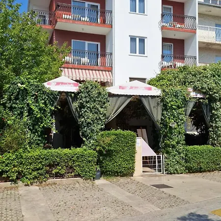 Bed & Breakfast Kasa 2 4*