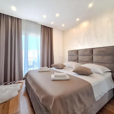 Kasa 2 Bed & Breakfast 4*
